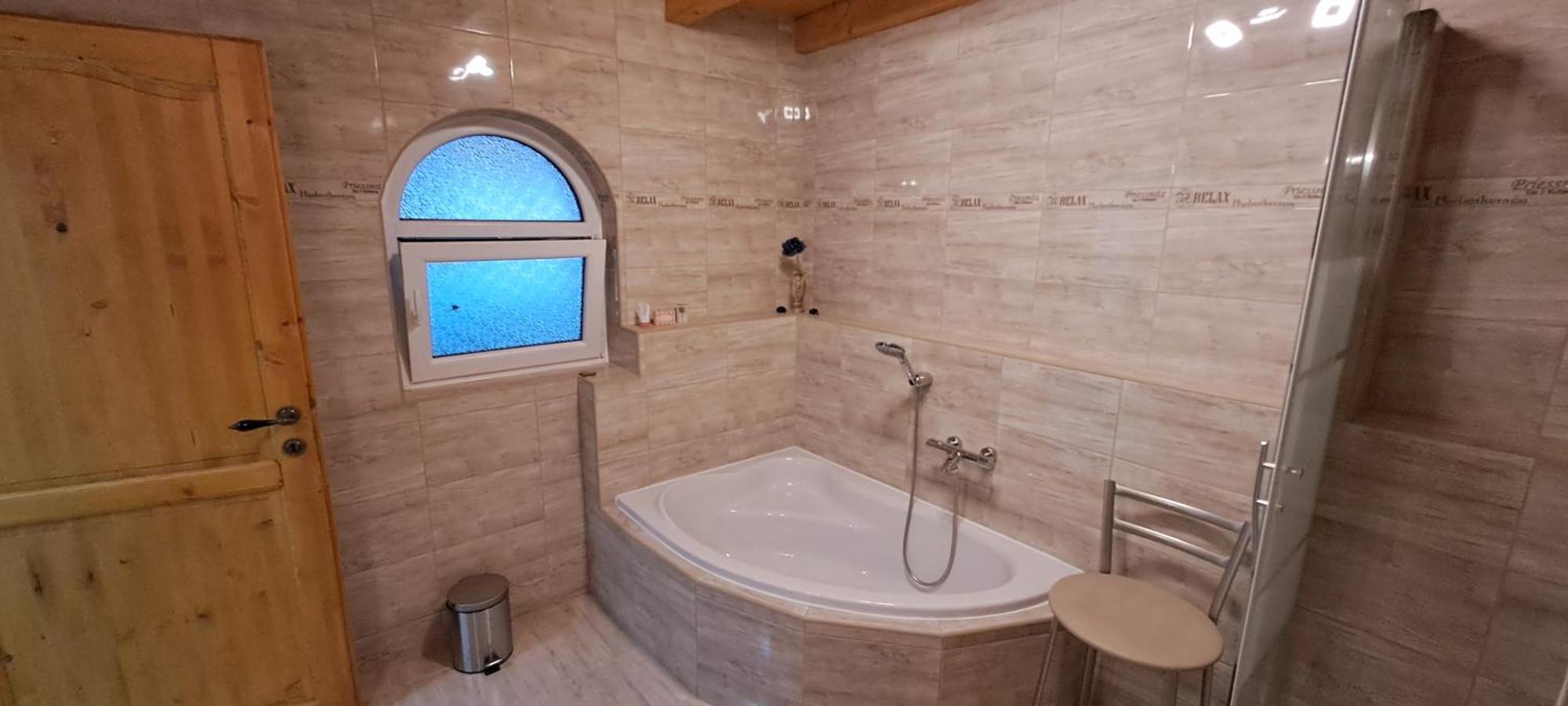Manipura Villa Muraszemenye ภายนอก รูปภาพ